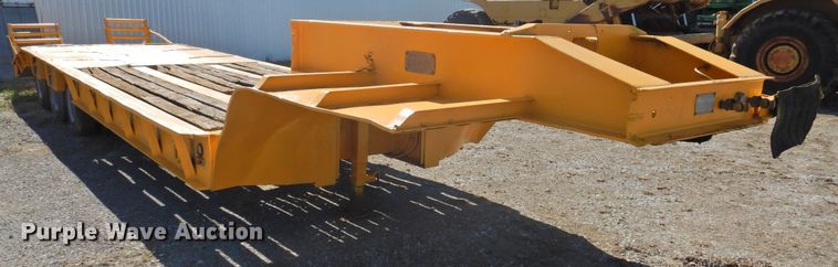 image for item DJ8365 1965 Hobbs 1230FLSS equipment trailer