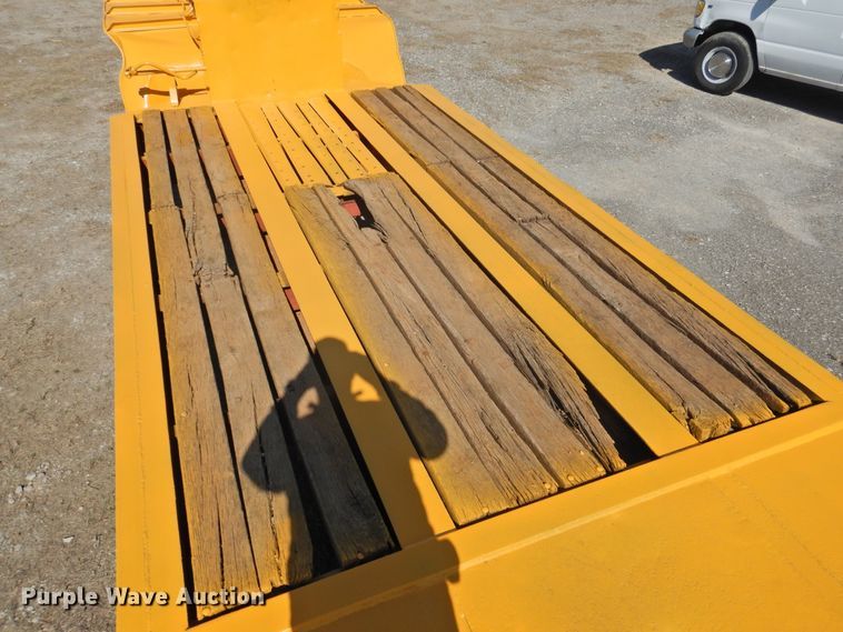 image for item DJ8365 1965 Hobbs 1230FLSS equipment trailer