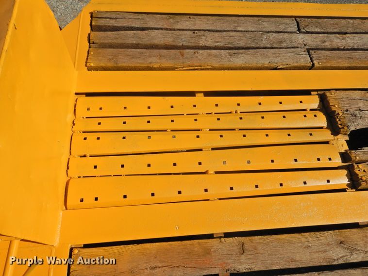 image for item DJ8365 1965 Hobbs 1230FLSS equipment trailer