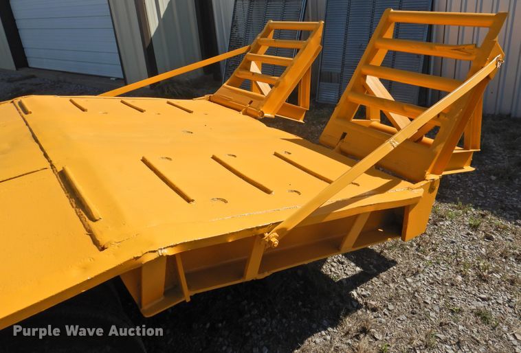 image for item DJ8365 1965 Hobbs 1230FLSS equipment trailer