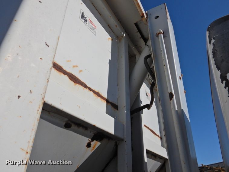 image for item DJ8367 1996 Chevrolet Kodiak C6500  refuse truck