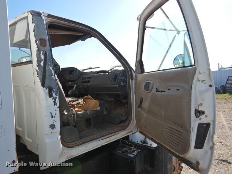 image for item DJ8367 1996 Chevrolet Kodiak C6500  refuse truck