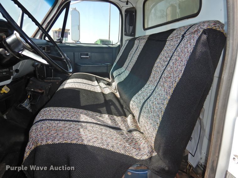 image for item DJ8368 1990 Chevrolet Kodiak C70  dump truck