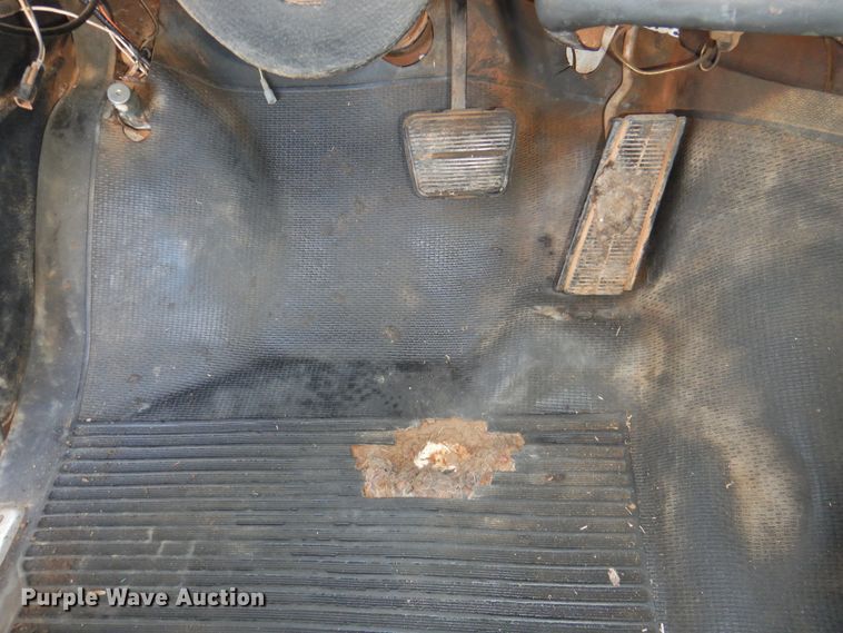 image for item DJ8368 1990 Chevrolet Kodiak C70  dump truck