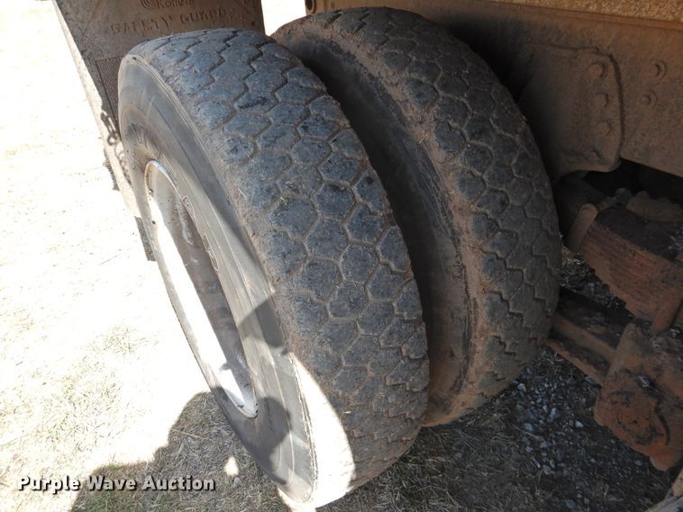 image for item DJ8368 1990 Chevrolet Kodiak C70  dump truck