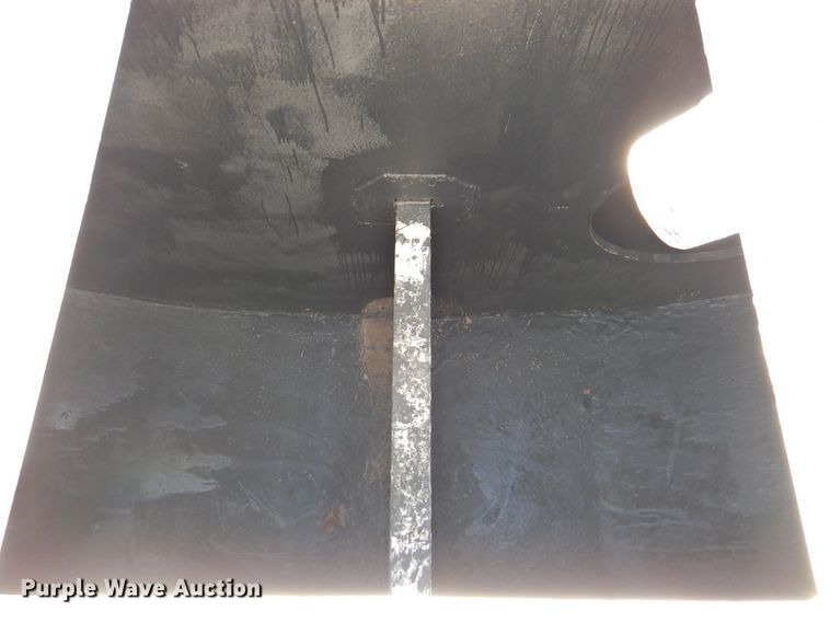 image for item DJ8369 1994 Ford Aeromax L9000  water truck