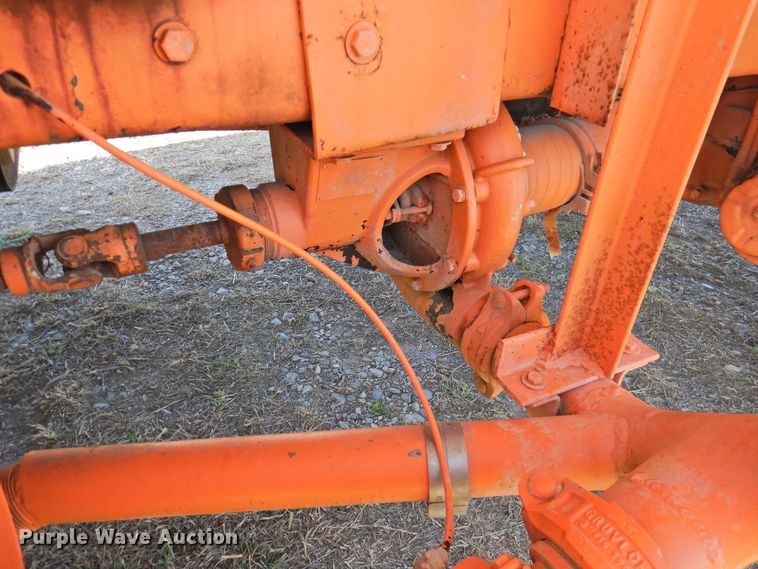 image for item DJ8369 1994 Ford Aeromax L9000  water truck