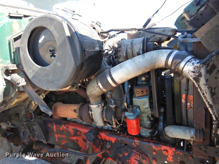 image for item DJ8370 1994 Ford LS9000  semi truck