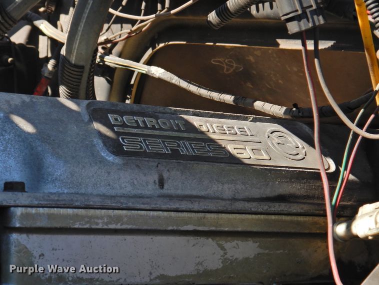 image for item DJ8370 1994 Ford LS9000  semi truck