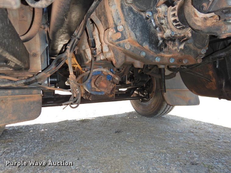 image for item DJ8371 2006 Freightliner FLD120  semi truck