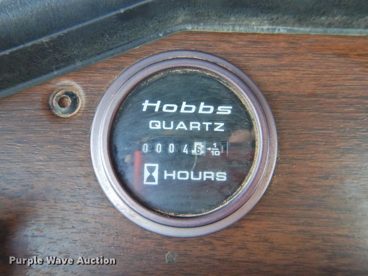 image for item DJ8373 2006 Freightliner FLD120  semi truck