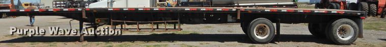 image for item DJ8414 2005 Transcraft TL-2000HW2  flatbed trailer