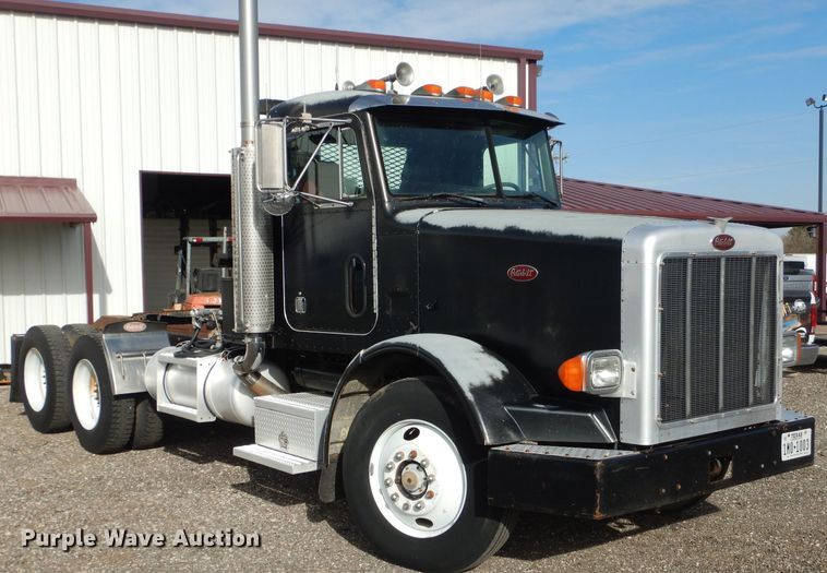 image for item DJ8839 1989 Peterbilt 357  winch truck