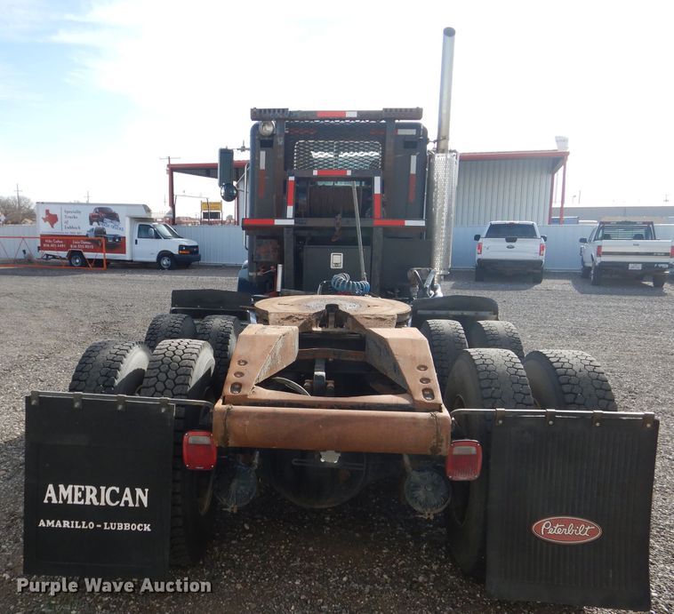 image for item DJ8839 1989 Peterbilt 357  winch truck