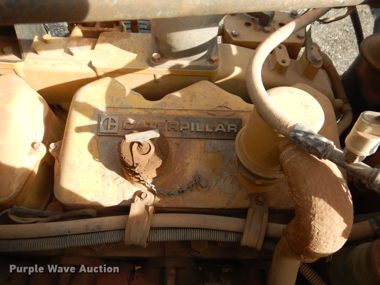 image for item DJ8839 1989 Peterbilt 357  winch truck