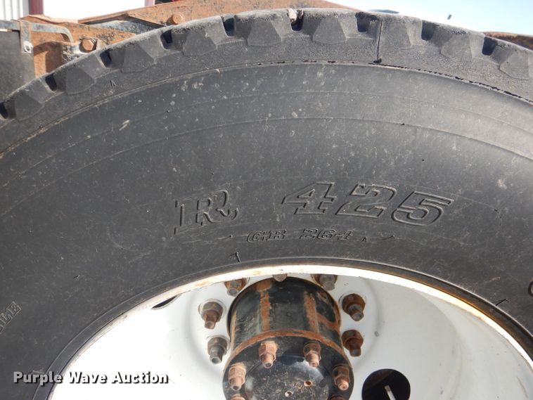 image for item DJ8839 1989 Peterbilt 357  winch truck