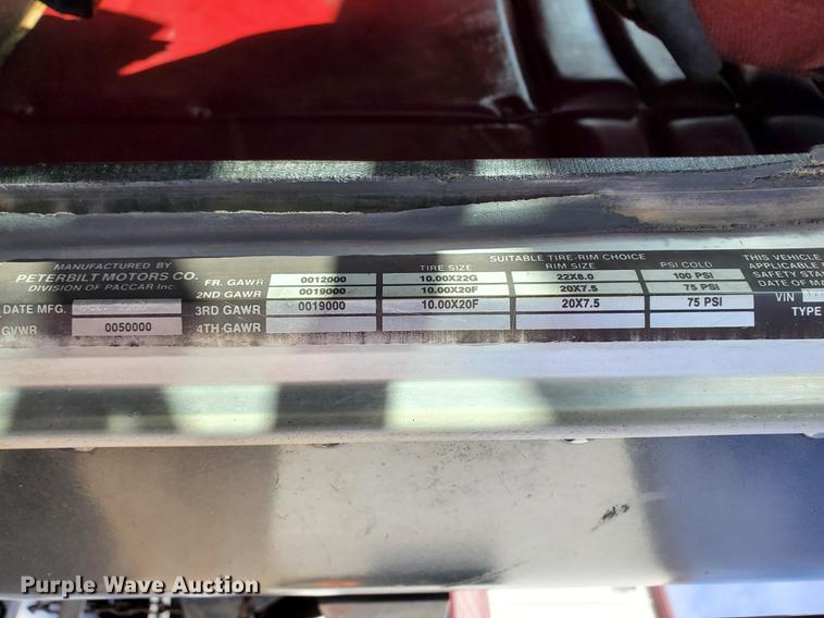 image for item DJ8839 1989 Peterbilt 357  winch truck