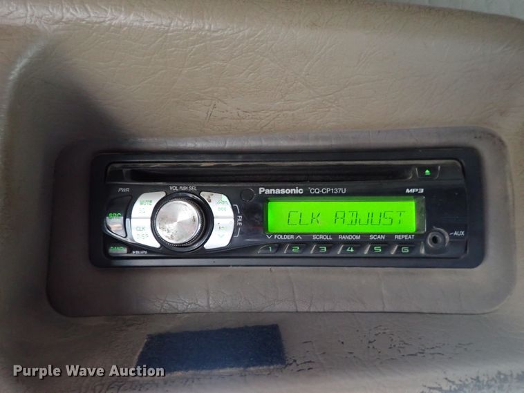 image for item DK4567 2005 Peterbilt 385  semi truck