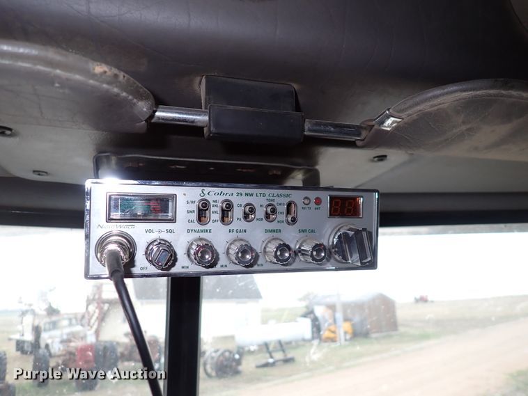 image for item DK4567 2005 Peterbilt 385  semi truck