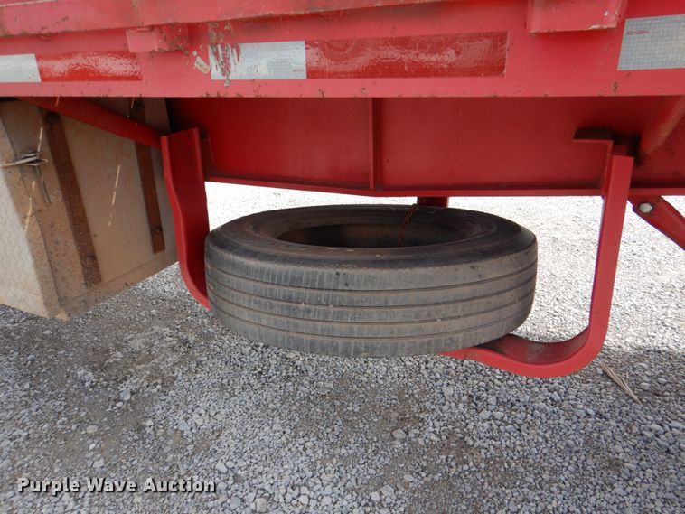 image for item DK5595 1981 Fruehauf PB-F2-41  flatbed trailer