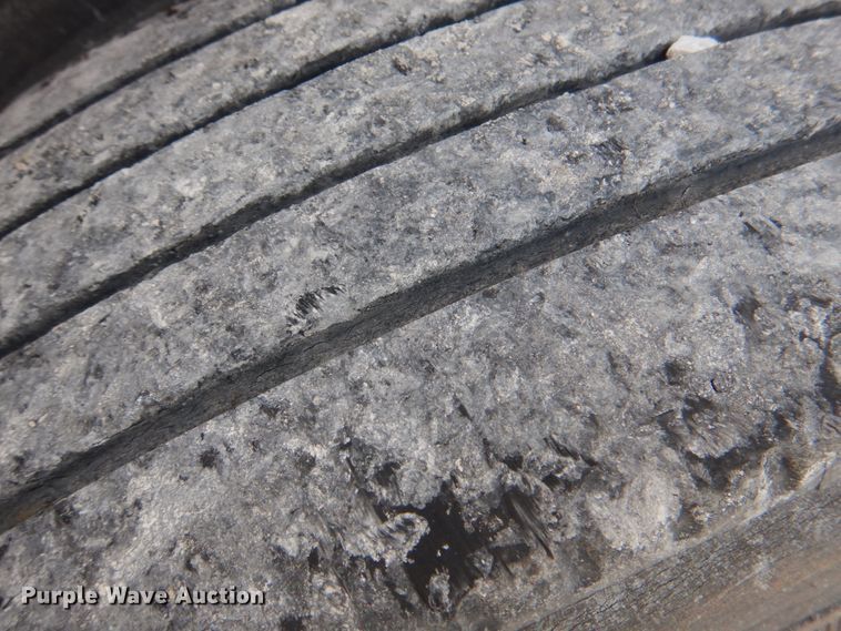 image for item DK5595 1981 Fruehauf PB-F2-41  flatbed trailer