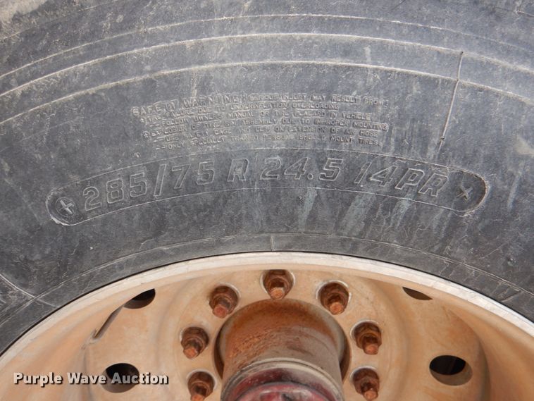 image for item DK5595 1981 Fruehauf PB-F2-41  flatbed trailer