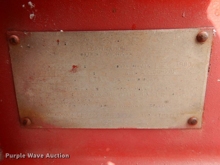 image for item DK5595 1981 Fruehauf PB-F2-41  flatbed trailer