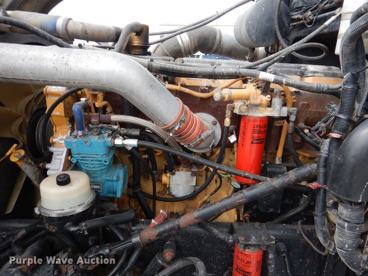 image for item DK5596 2005 Peterbilt 357  semi truck