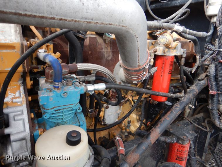 image for item DK5596 2005 Peterbilt 357  semi truck