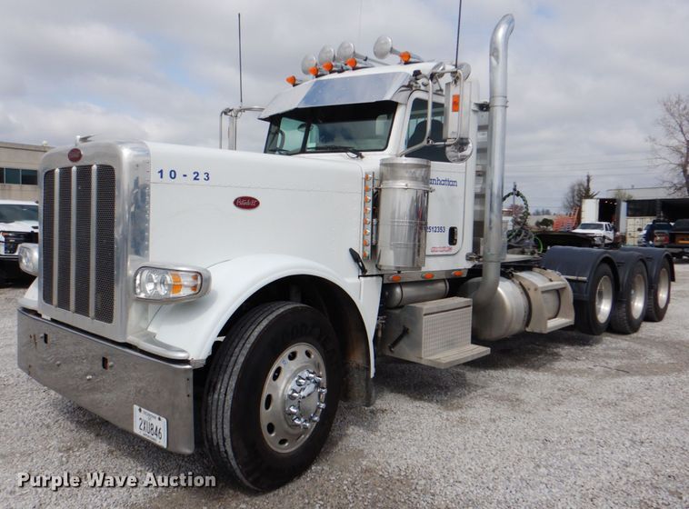 image for item DK5597 2008 Peterbilt 389  semi truck