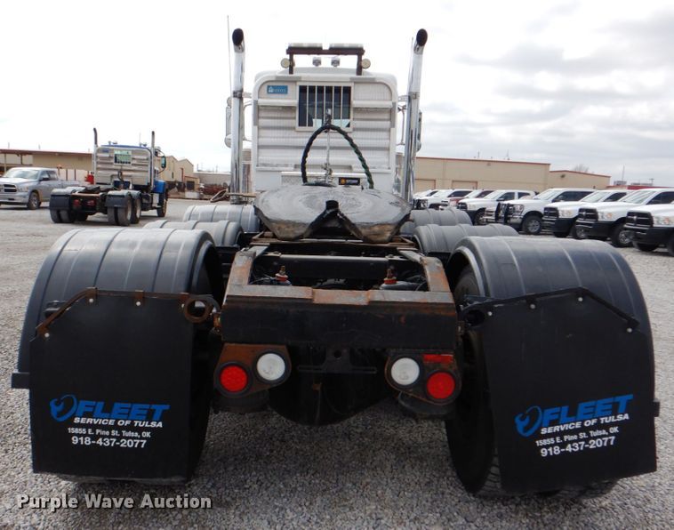 image for item DK5597 2008 Peterbilt 389  semi truck