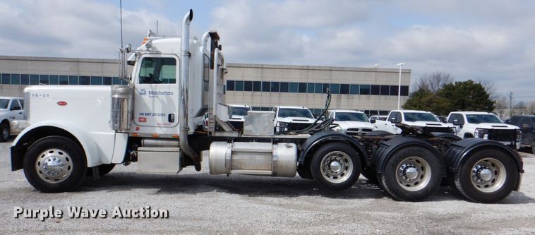 image for item DK5597 2008 Peterbilt 389  semi truck