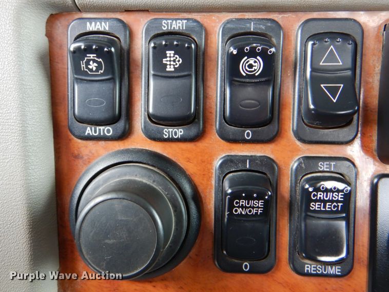 image for item DK5597 2008 Peterbilt 389  semi truck