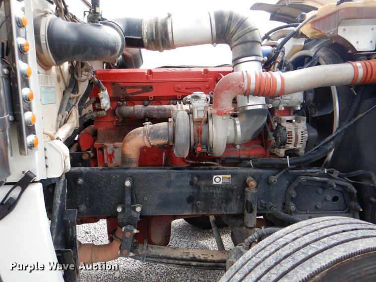 image for item DK5597 2008 Peterbilt 389  semi truck