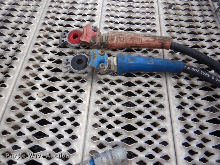 image for item DK5597 2008 Peterbilt 389  semi truck