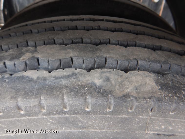 image for item DK5597 2008 Peterbilt 389  semi truck