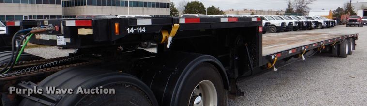 image for item DK5600 2000 Fontaine DFT-5-7048AW  drop deck trailer