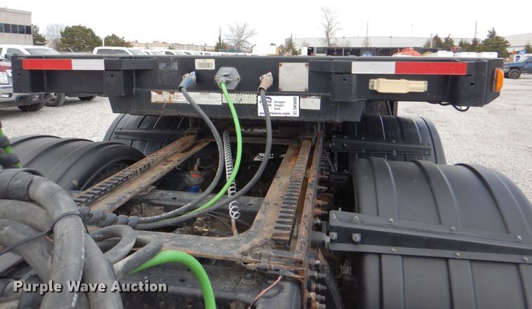 image for item DK5600 2000 Fontaine DFT-5-7048AW  drop deck trailer