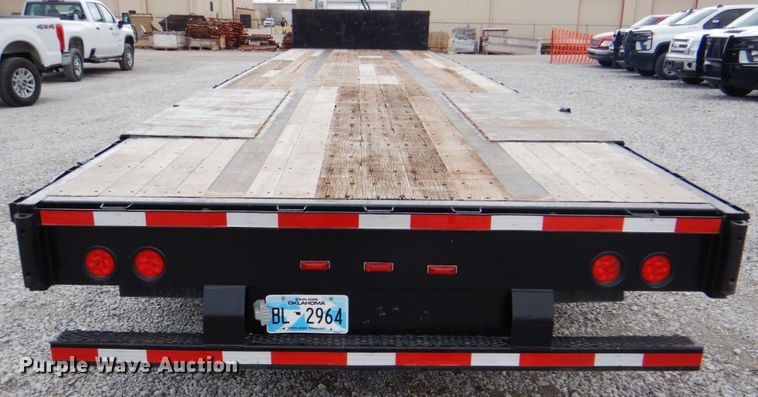 image for item DK5600 2000 Fontaine DFT-5-7048AW  drop deck trailer