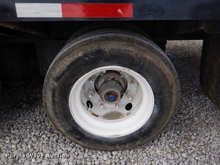 image for item DK5600 2000 Fontaine DFT-5-7048AW  drop deck trailer