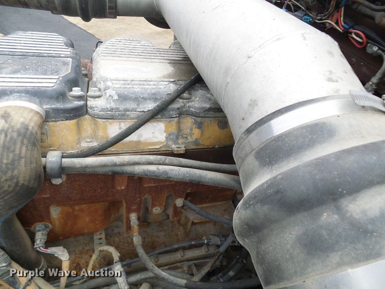 image for item DL0921 2000 Peterbilt 379  semi truck