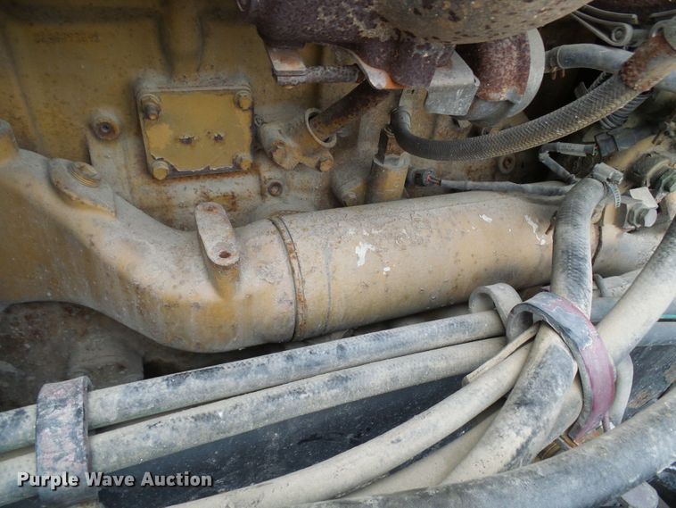 image for item DL0921 2000 Peterbilt 379  semi truck