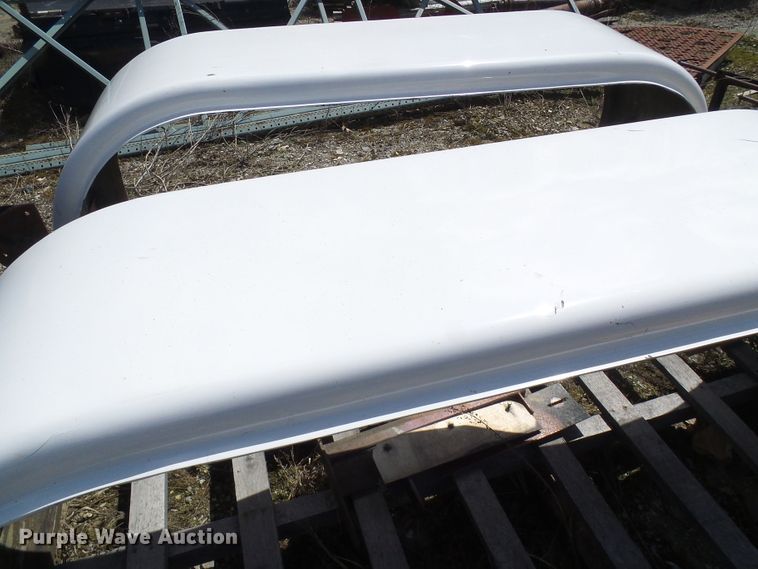 image for item DL0921 2000 Peterbilt 379  semi truck