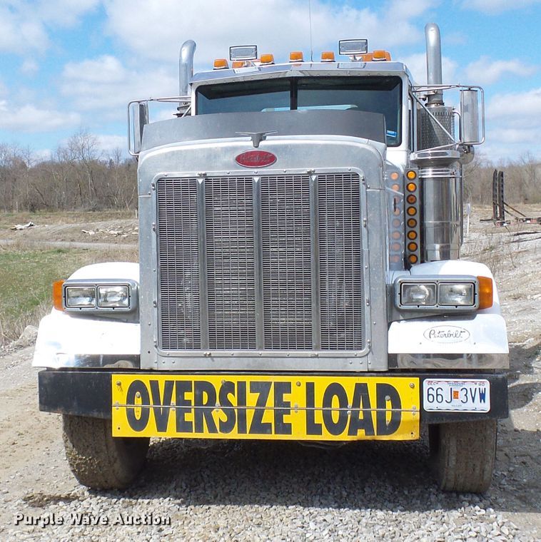 image for item DL0926 1992 Peterbilt 379  semi truck