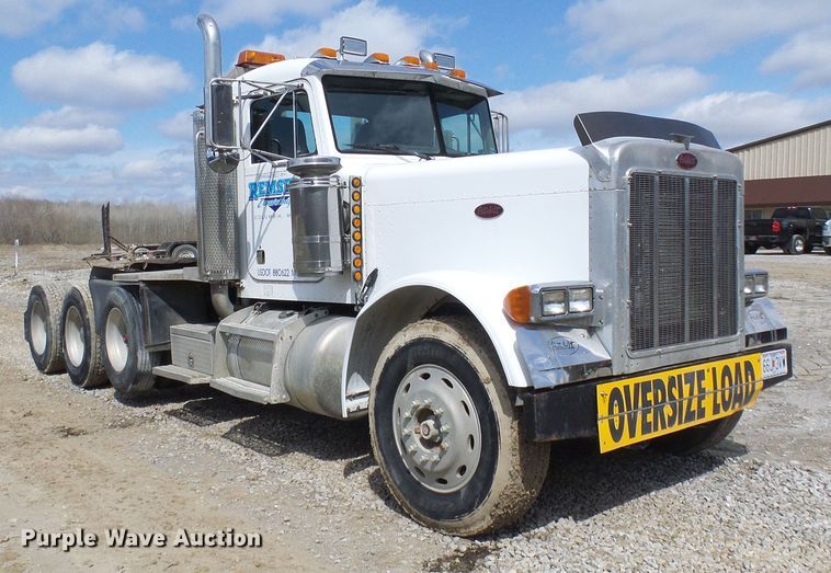 image for item DL0926 1992 Peterbilt 379  semi truck