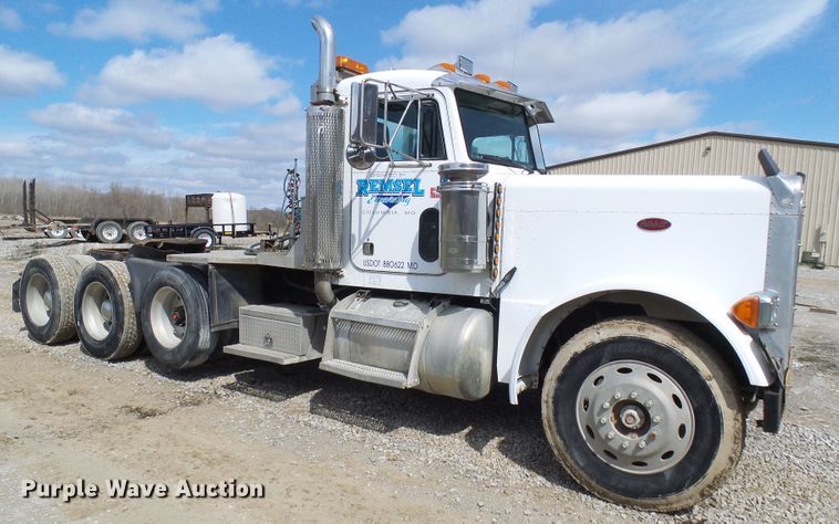 image for item DL0926 1992 Peterbilt 379  semi truck