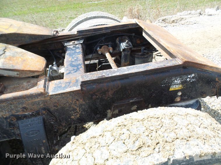 image for item DL0926 1992 Peterbilt 379  semi truck