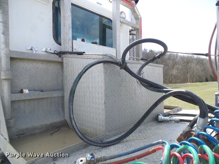 image for item DL0926 1992 Peterbilt 379  semi truck