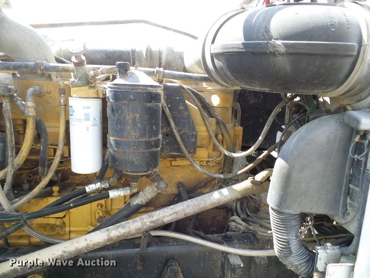 image for item DL0926 1992 Peterbilt 379  semi truck