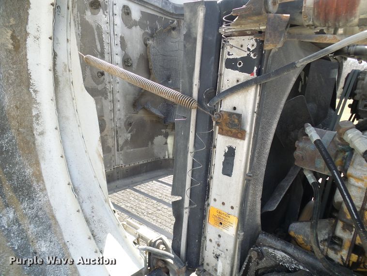 image for item DL0926 1992 Peterbilt 379  semi truck